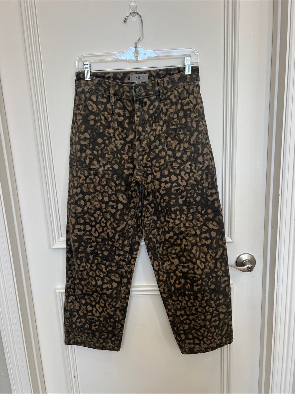 EUC Kut From The Kloth High Rise Ashton Barrel Leg Utility Pants. Size 2 - Picture 5 of 12